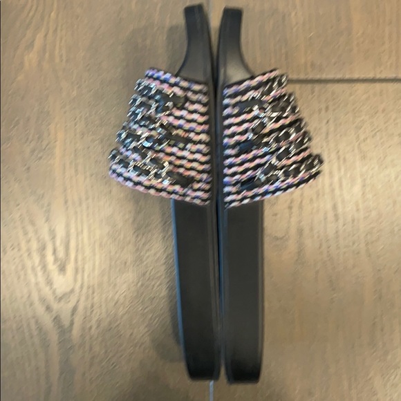 Authentic Chanel logo chain/tweed slides - Picture 2 of 6